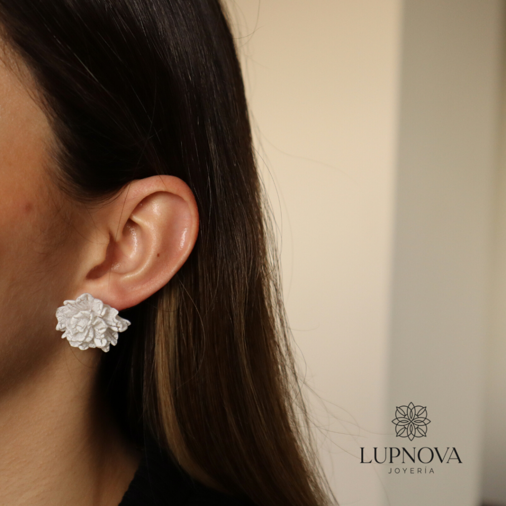 Aretes de flor apariencia quebradiza - Imagen 3