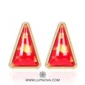 Aretes triángulo de resina