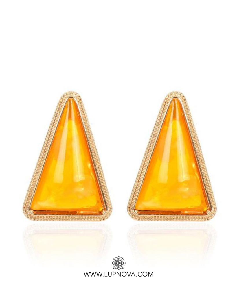 Aretes triángulo de resina