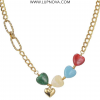 Cadena con corazones de resina