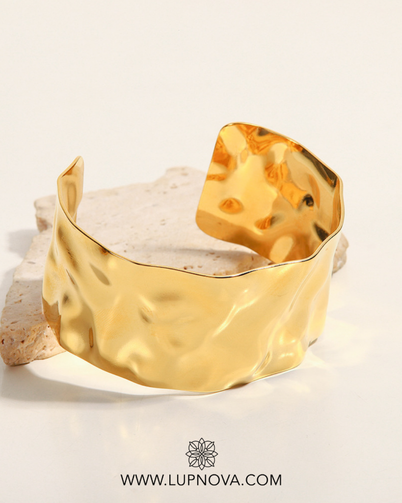 Maxi cuff irregular