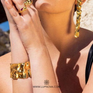 Maxi cuff irregular