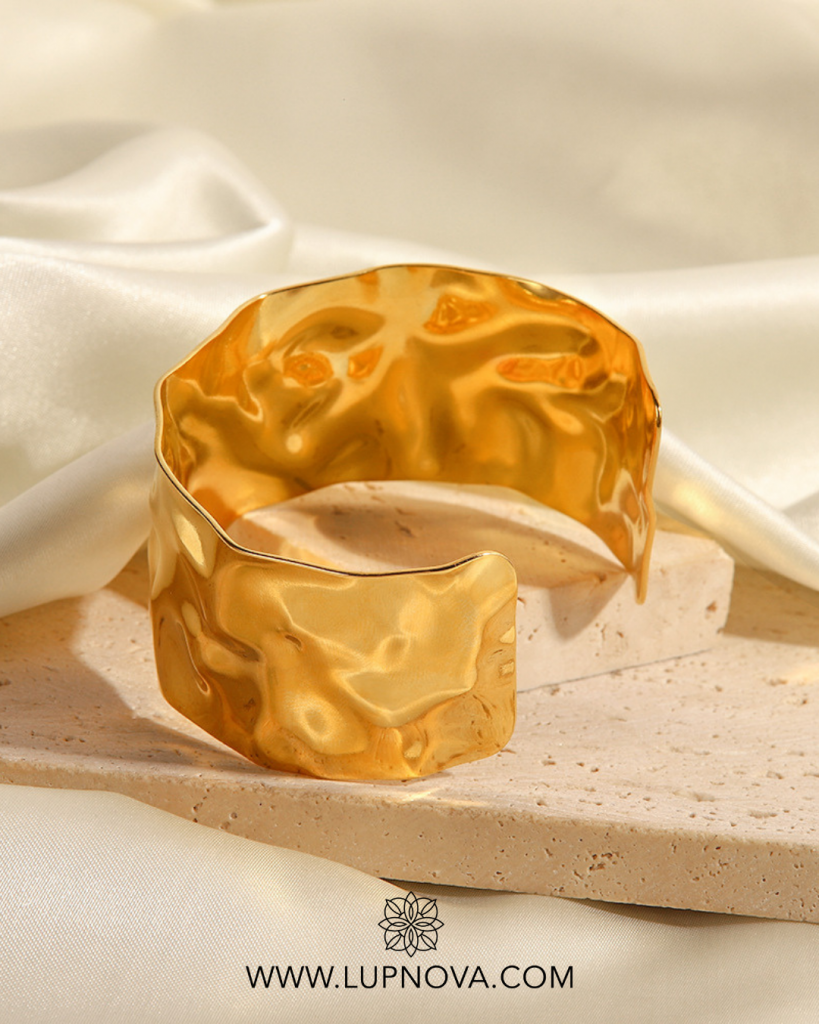 Maxi cuff irregular