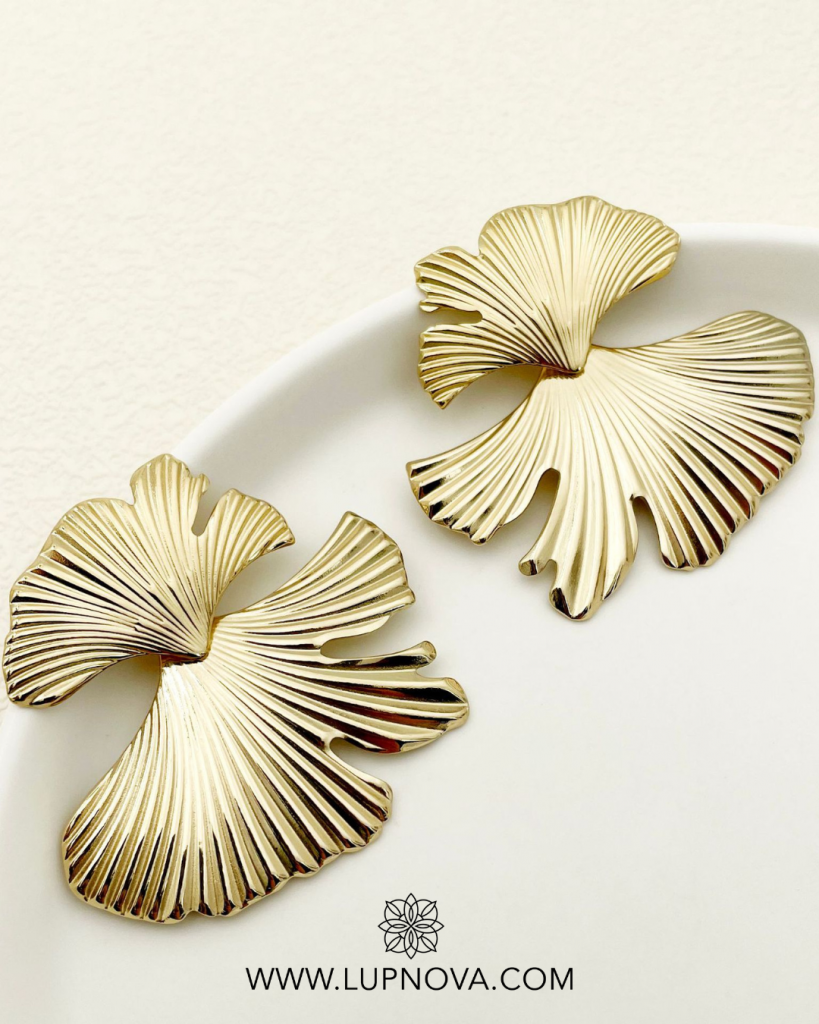 Aretes hoja flabelada