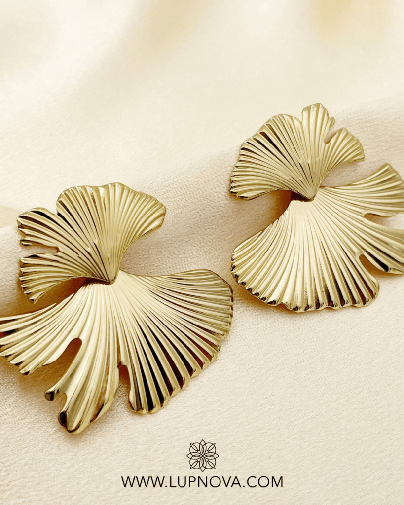 Aretes hoja flabelada