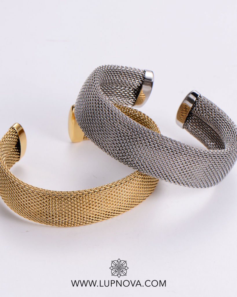 Brazalete mesh en forma de C