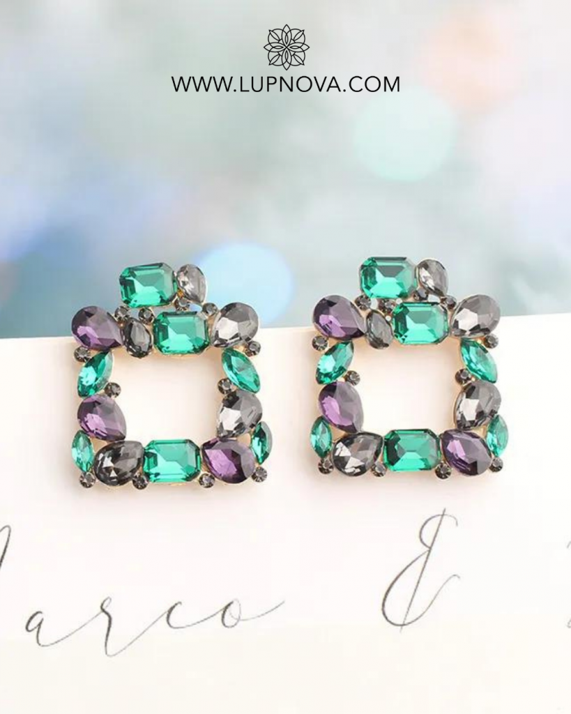 Aretes cuadros y cristales
