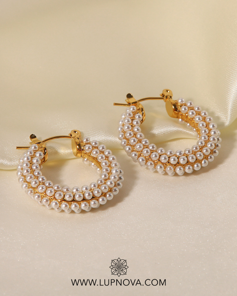 Argollas con mini perlas