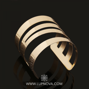 Cuff bandas irregulares