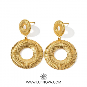 Aretes doble aro tallado