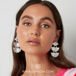 Aretes shell over shell