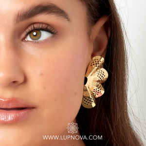 Aretes flower fan