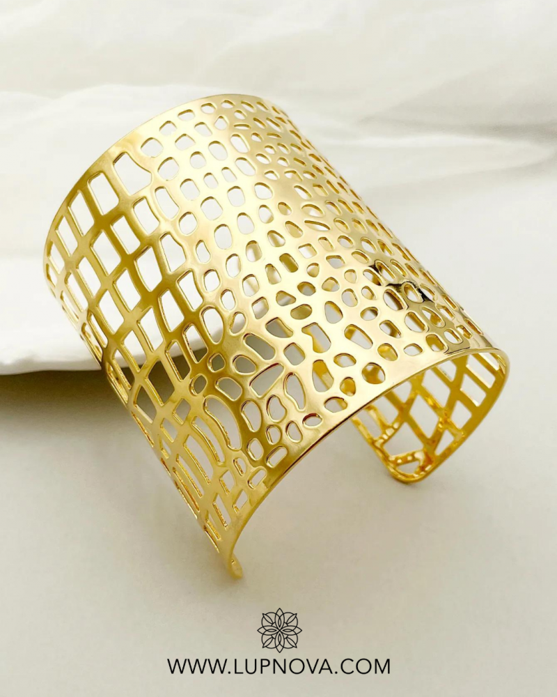Pulsera calada tipo cuff estilo africano - Imagen 3