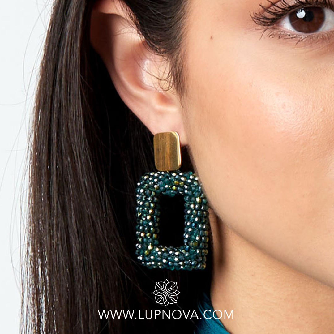 Aretes rectangulares de cuentas