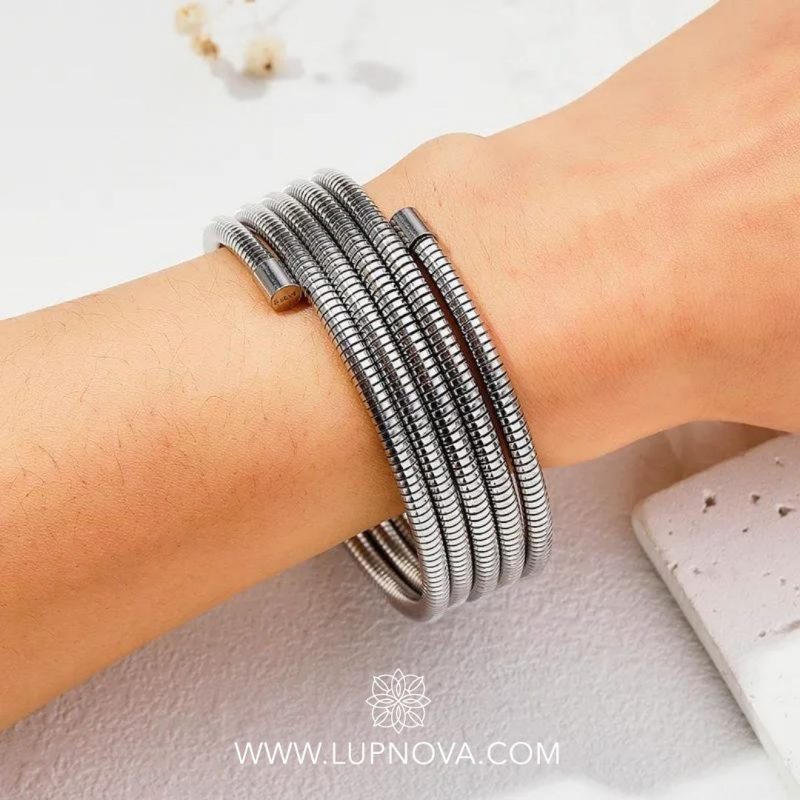 Brazalete de cables metálicos