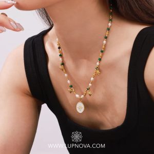 Collar Celestial Charm