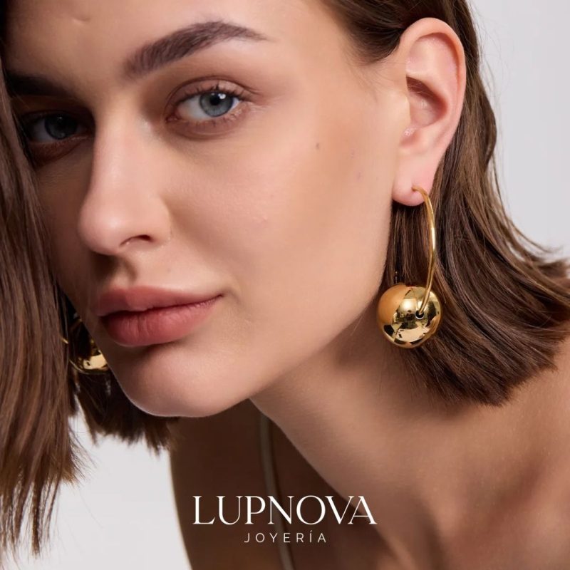 Aretes Esfera Gigante