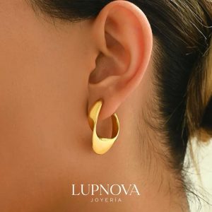 Aretes Giro Dorado