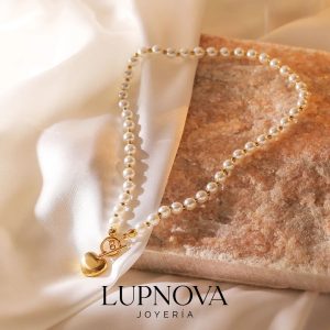 Collar Classic Pearl Love