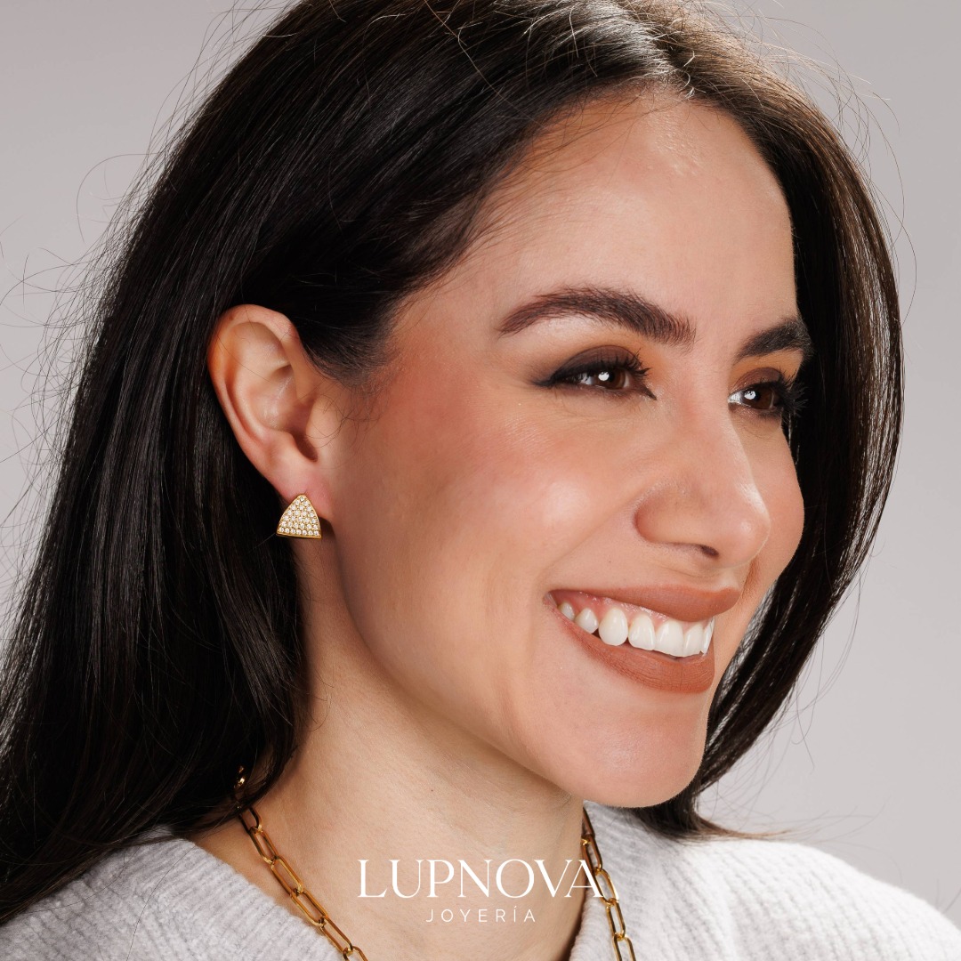 Aretes Gleam Triangle - Imagen 6