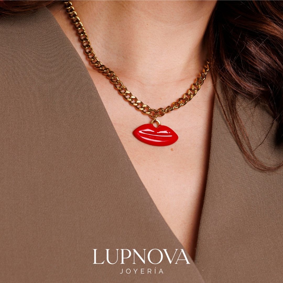 Collar Scarlet Kiss