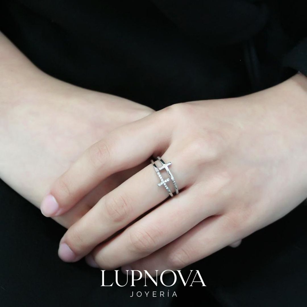 Anillo Cruz Infinita