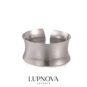 Brazalete Cuff Martillado
